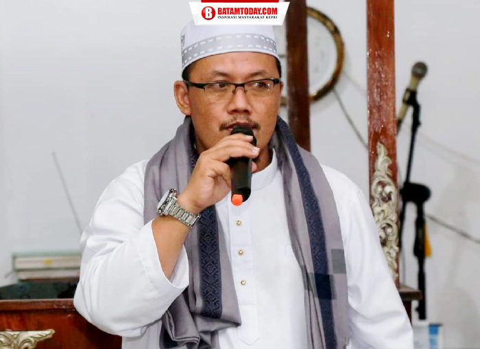 Ketua MUI Kepri saat menjadi penceramah pada Safari Ramadan Wagub Kepri di Jemaja